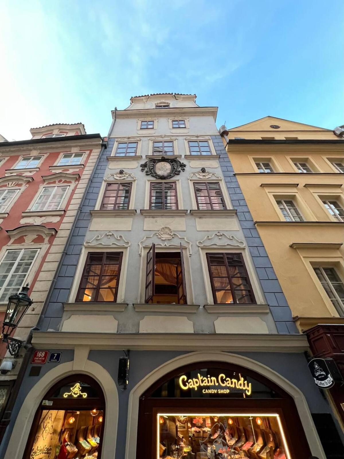 Unique Prague Apartment Bagian luar foto